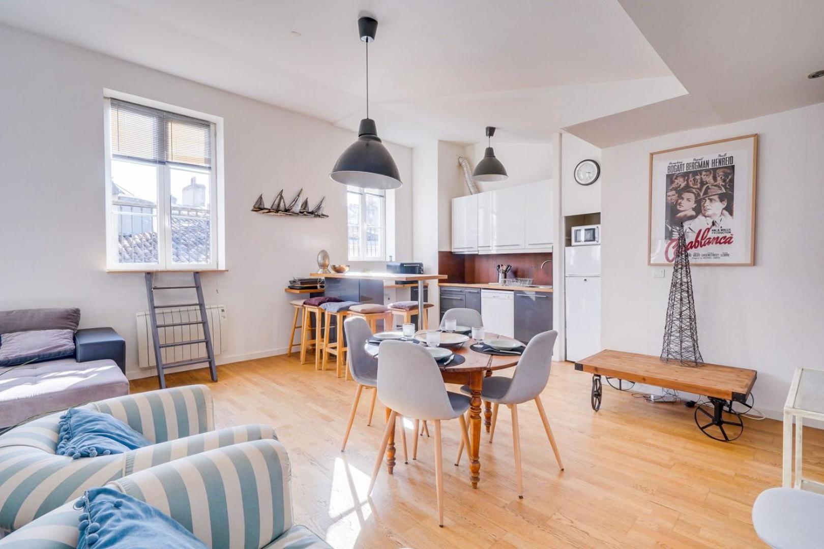 Very Nice Apartment In The Historical Center บอร์โด ภายนอก รูปภาพ